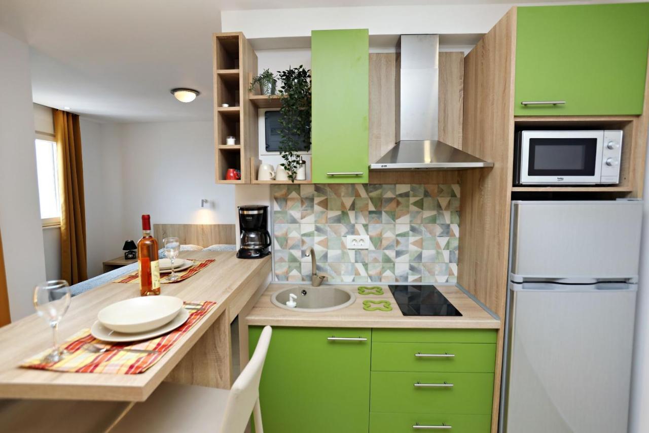 Apartments Oktopus سوتوموري المظهر الخارجي الصورة