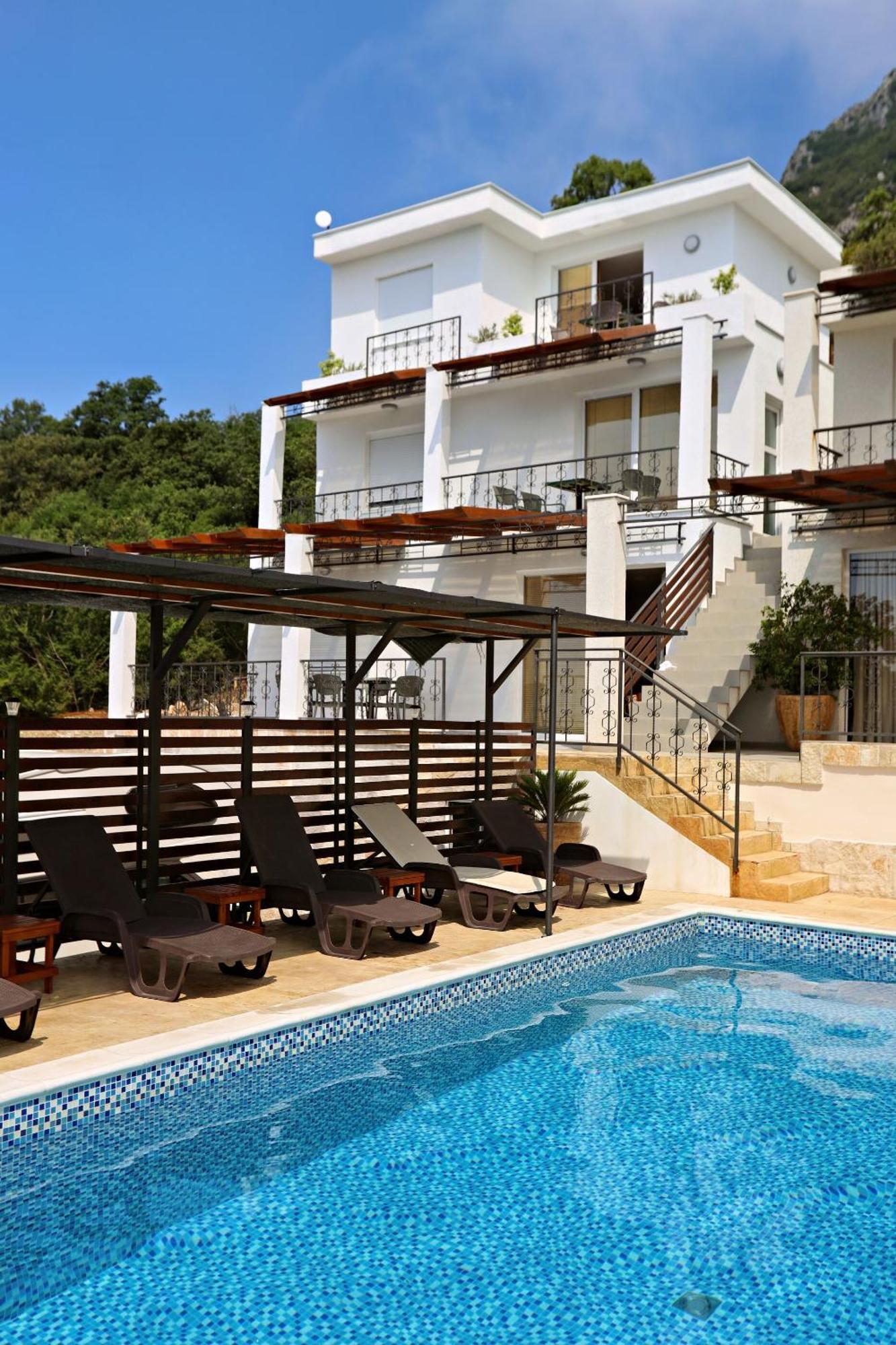 Apartments Oktopus سوتوموري المظهر الخارجي الصورة