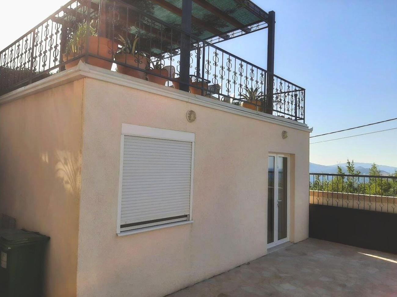 Apartments Oktopus سوتوموري المظهر الخارجي الصورة